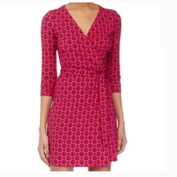 DIANE VON FURSTENBERG Julian Two Mini Wrap Dress Pink Floral Sz 8 - Picture 1 of 12